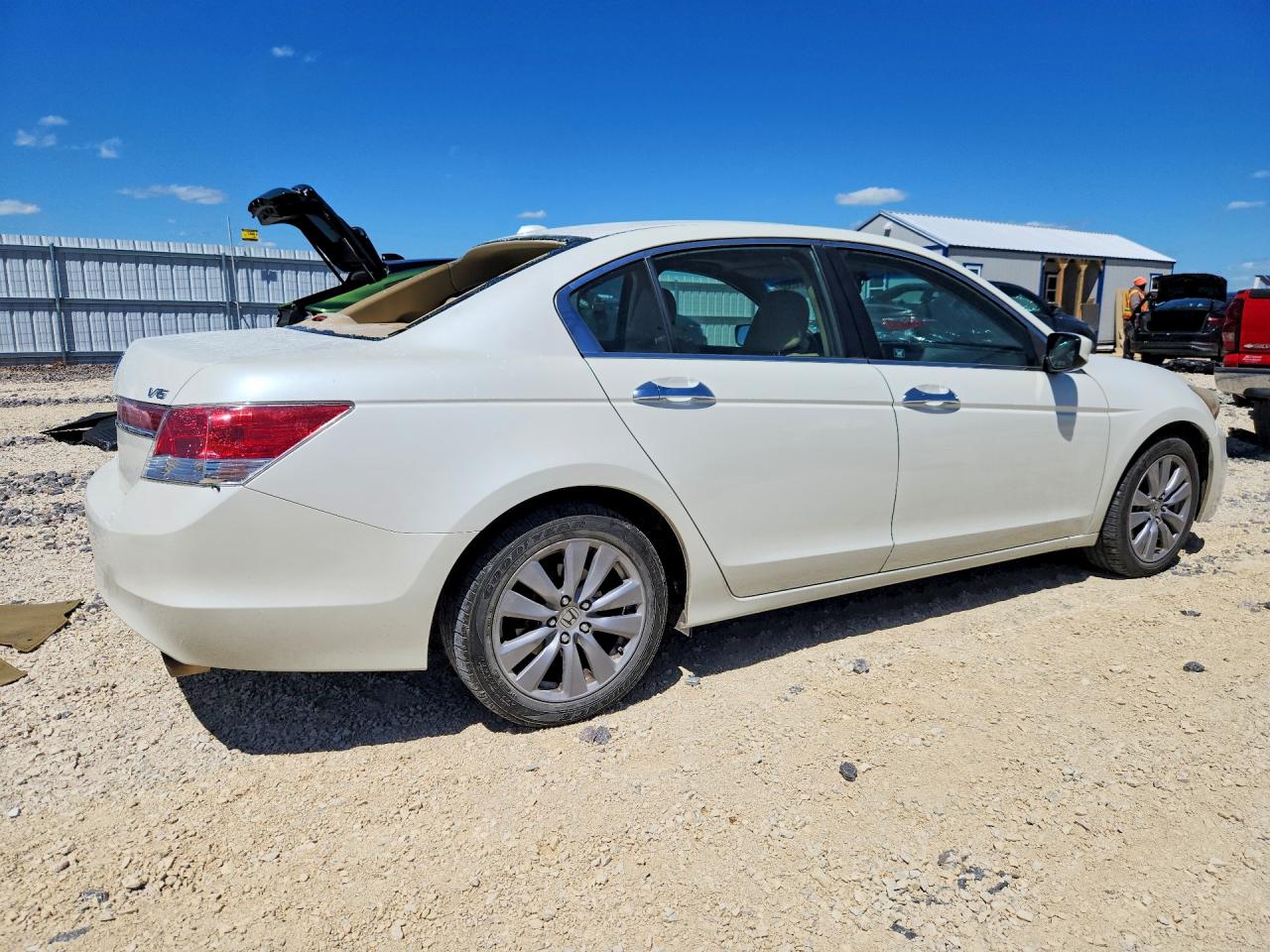 2011 HONDA ACCORD