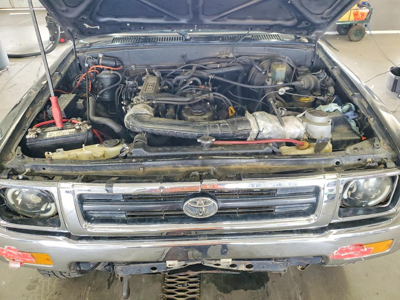 1994 TOYOTA 4WD PICK-U