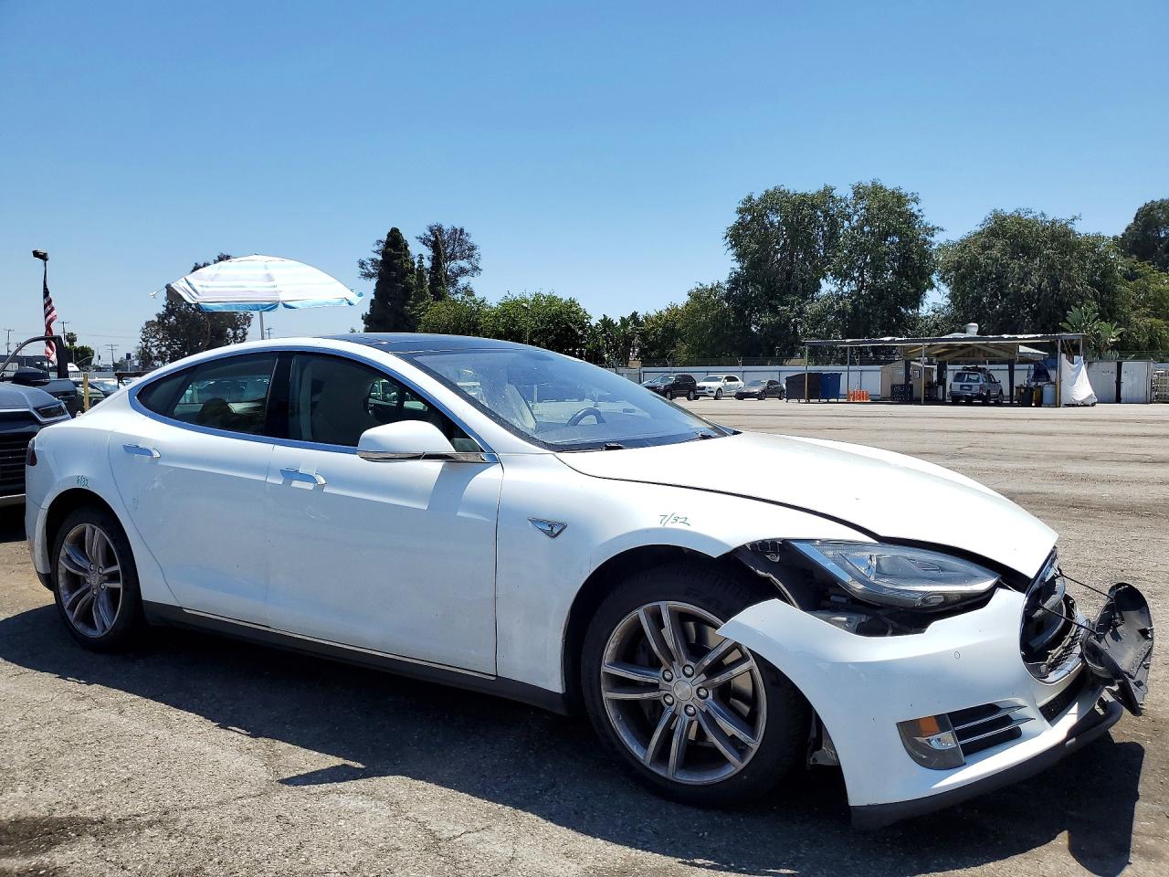 2013 TESLA MODEL S