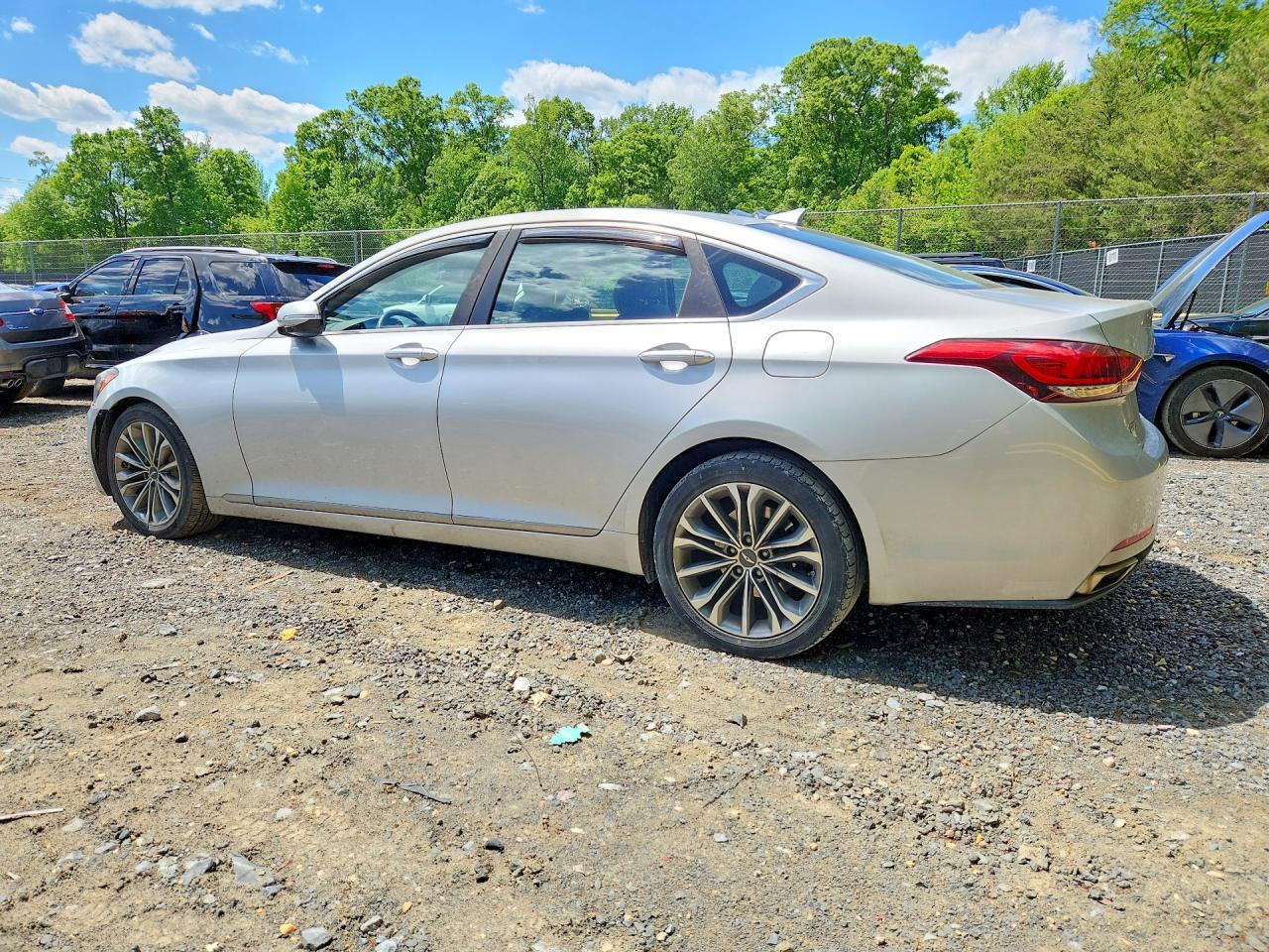 2015 HYUNDAI GENESIS