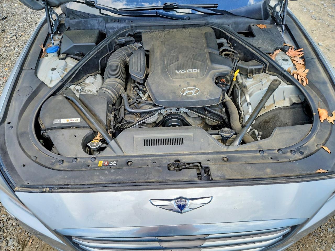 2015 HYUNDAI GENESIS