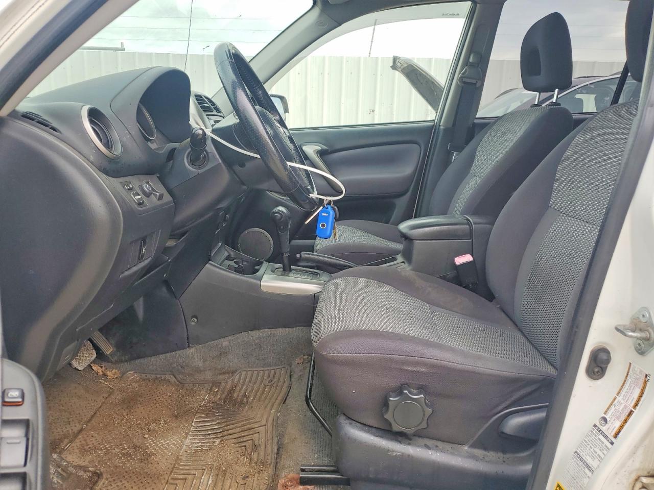 2005 TOYOTA RAV4