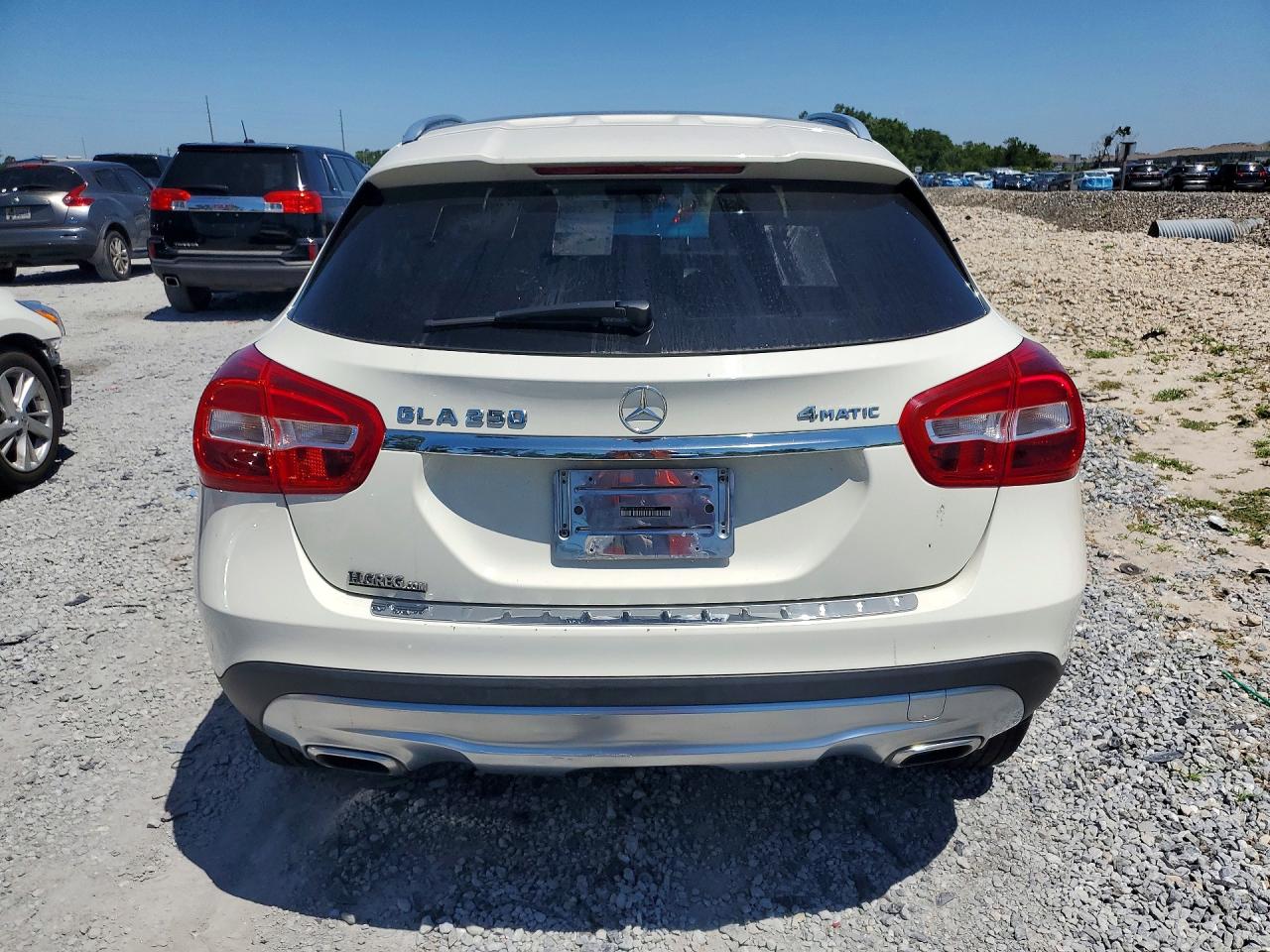 2017 MERCEDES-BENZ GLA-CLASS