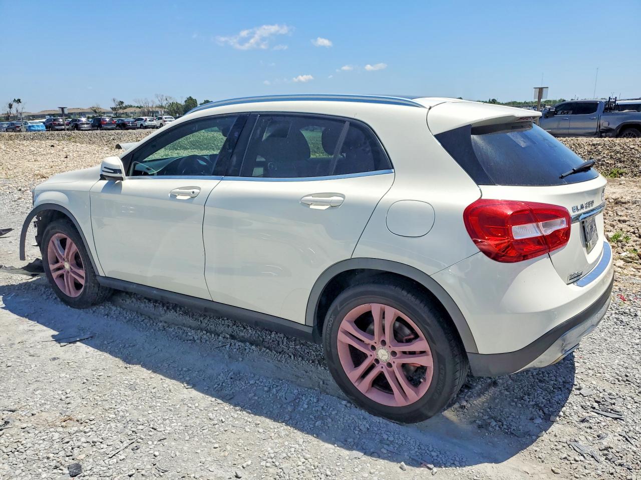 2017 MERCEDES-BENZ GLA-CLASS