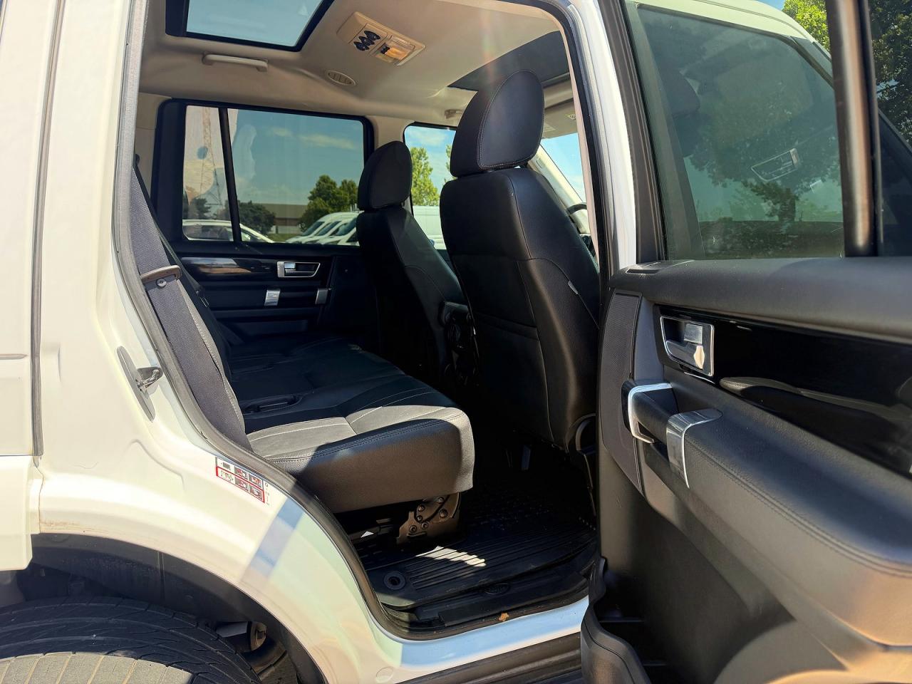 2015 LAND ROVER LR4