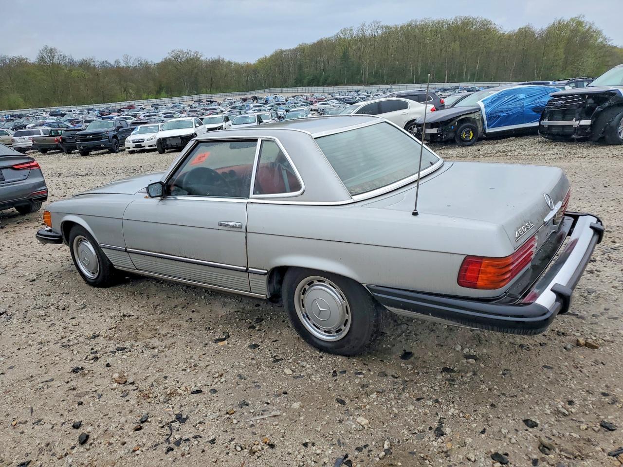 1975 MERCEDES BENZ SL-CLASS