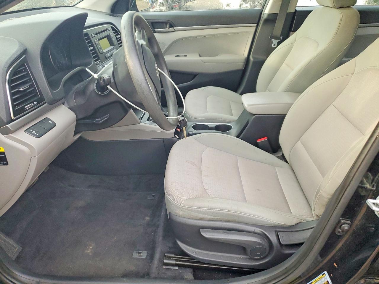 2017 HYUNDAI ELANTRA