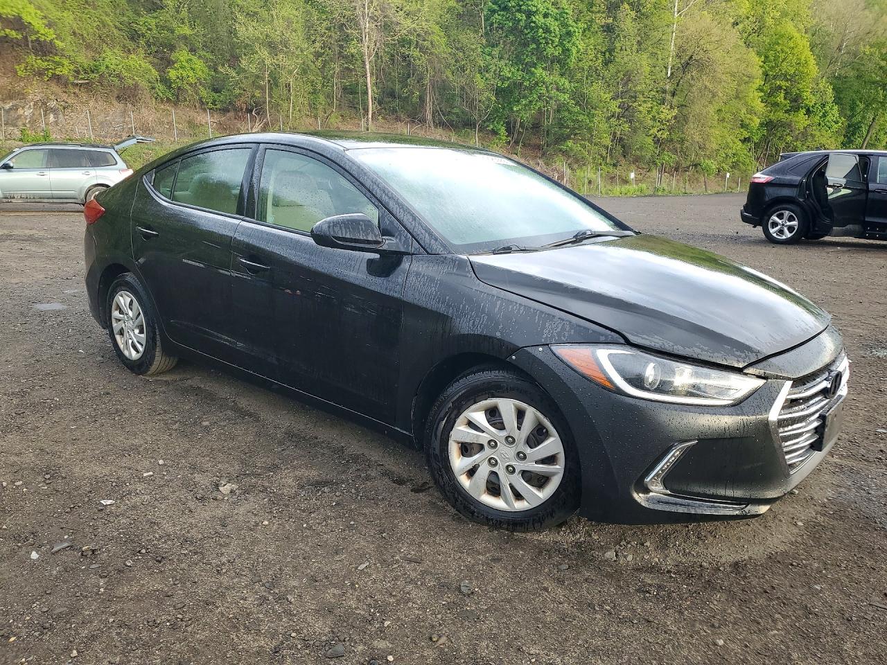 2017 HYUNDAI ELANTRA
