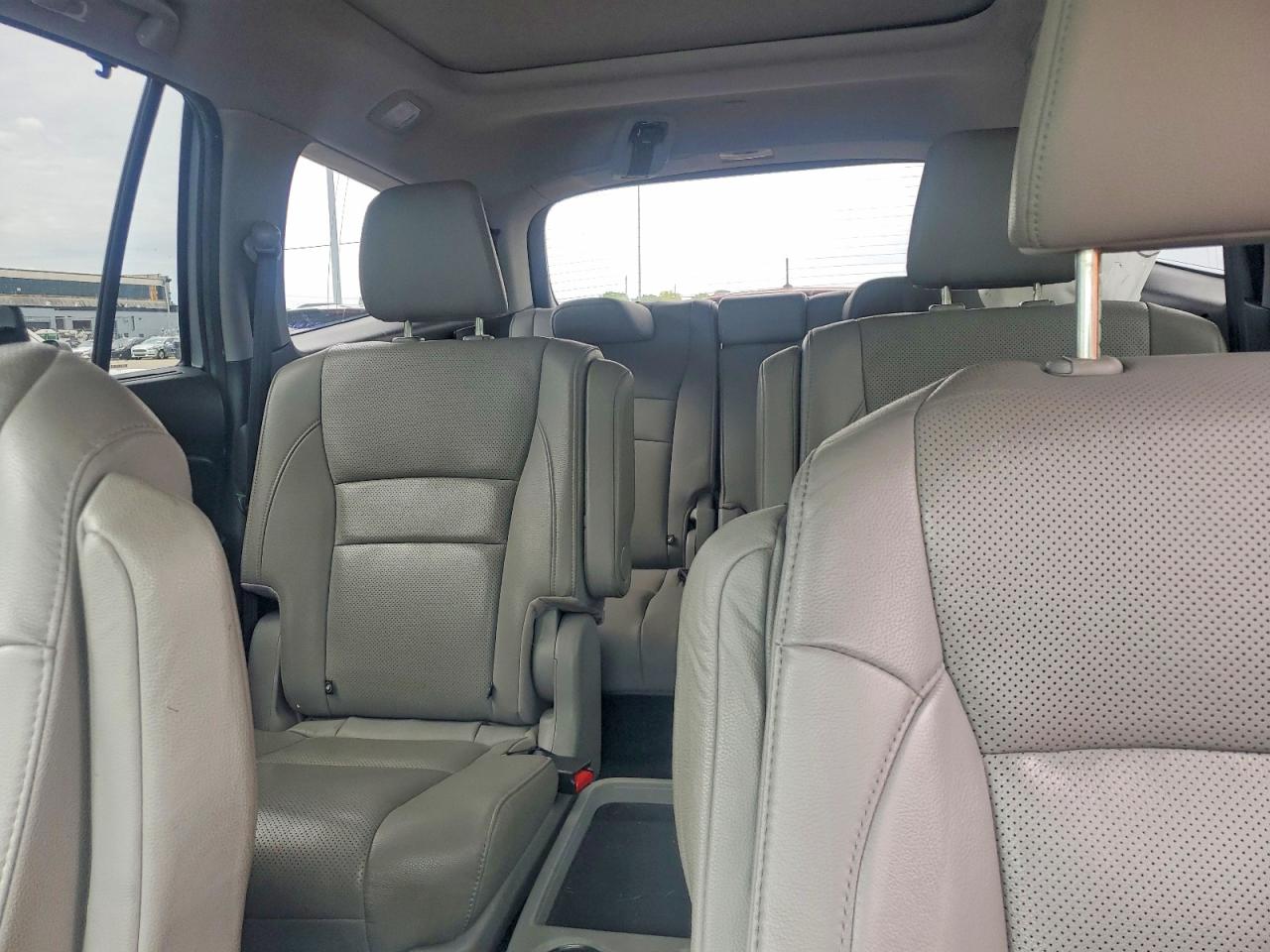 2017 HONDA PILOT