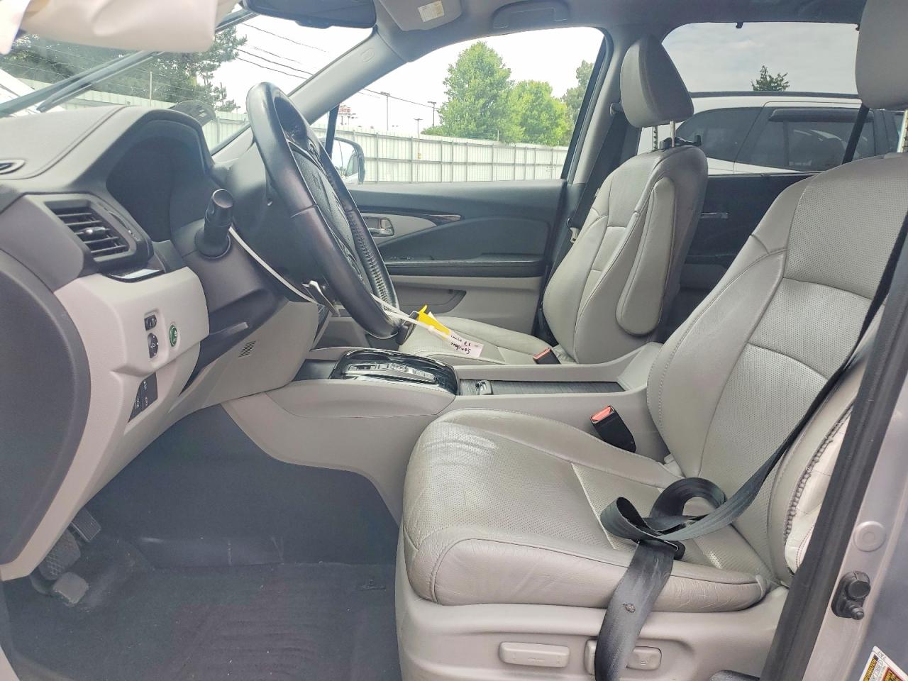 2017 HONDA PILOT