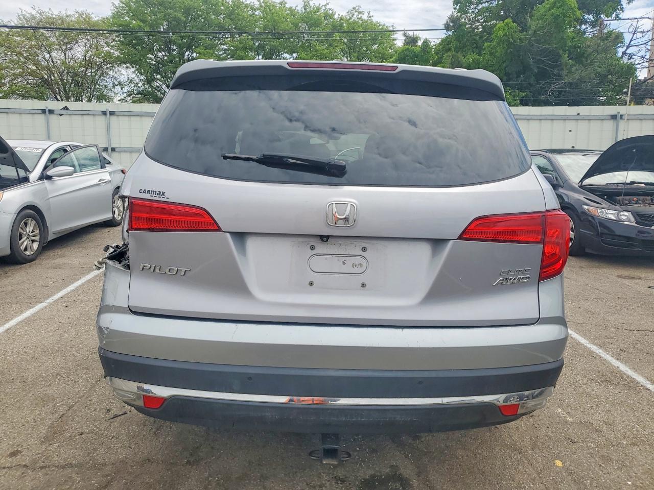 2017 HONDA PILOT