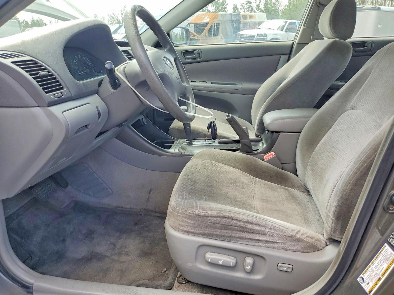 2004 TOYOTA CAMRY