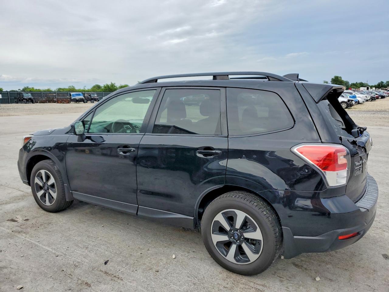 2018 SUBARU FORESTER