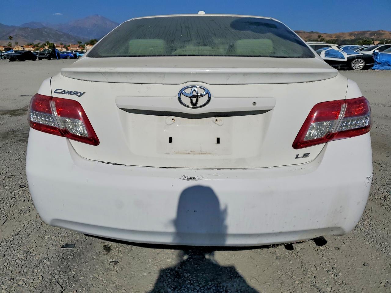 2011 TOYOTA CAMRY
