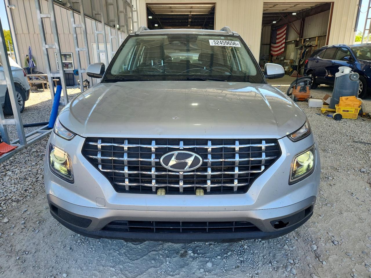 2023 HYUNDAI VENUE