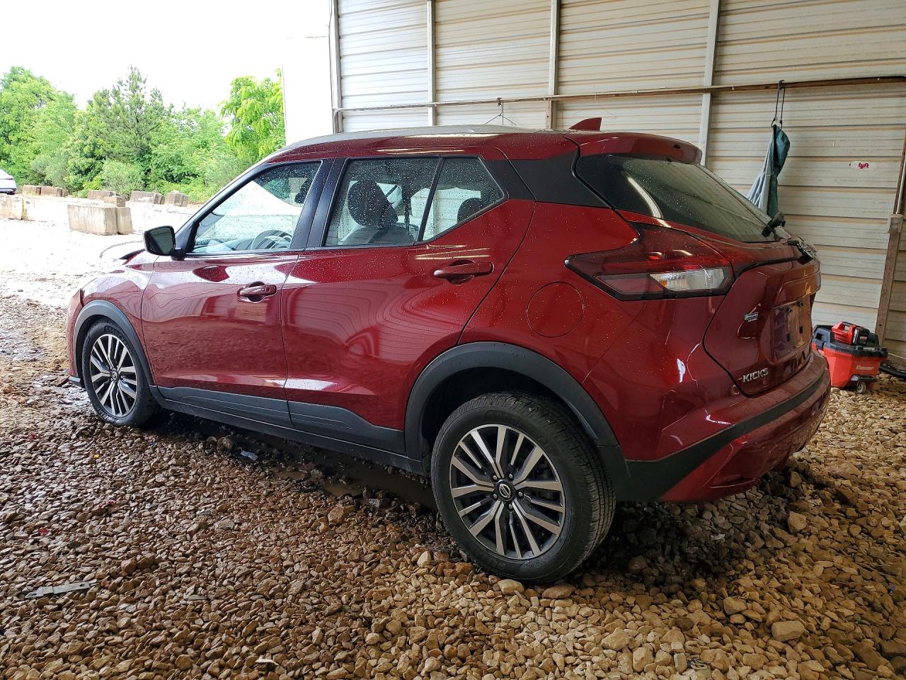 2021 NISSAN KICKS