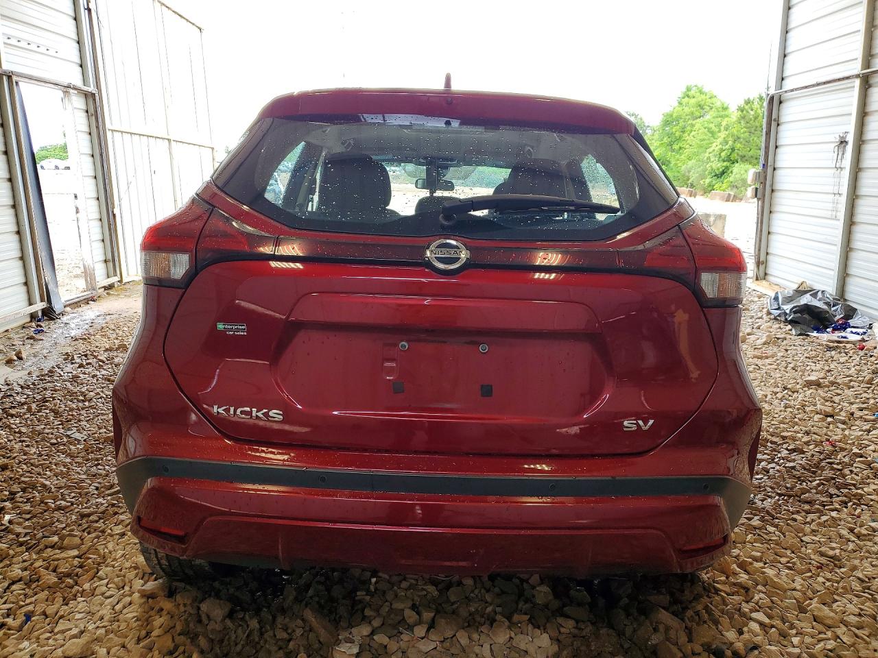 2021 NISSAN KICKS