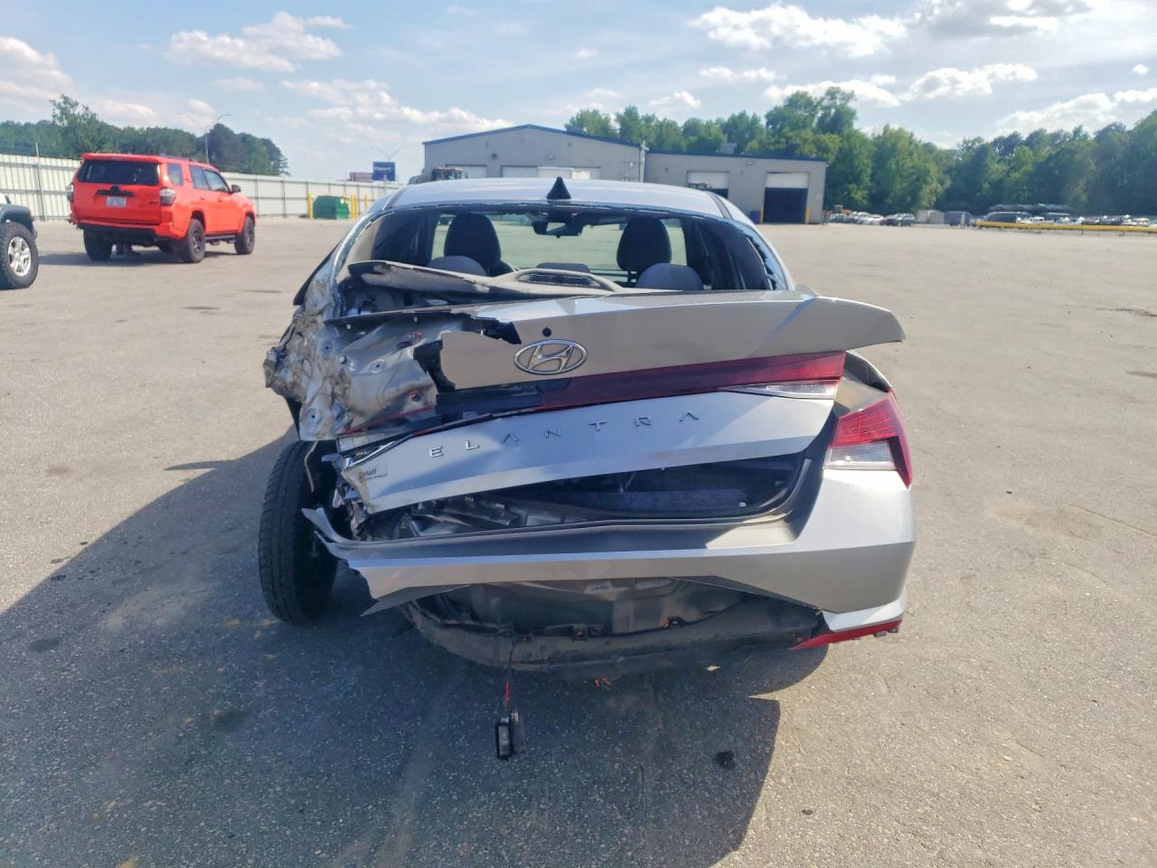 2023 HYUNDAI ELANTRA