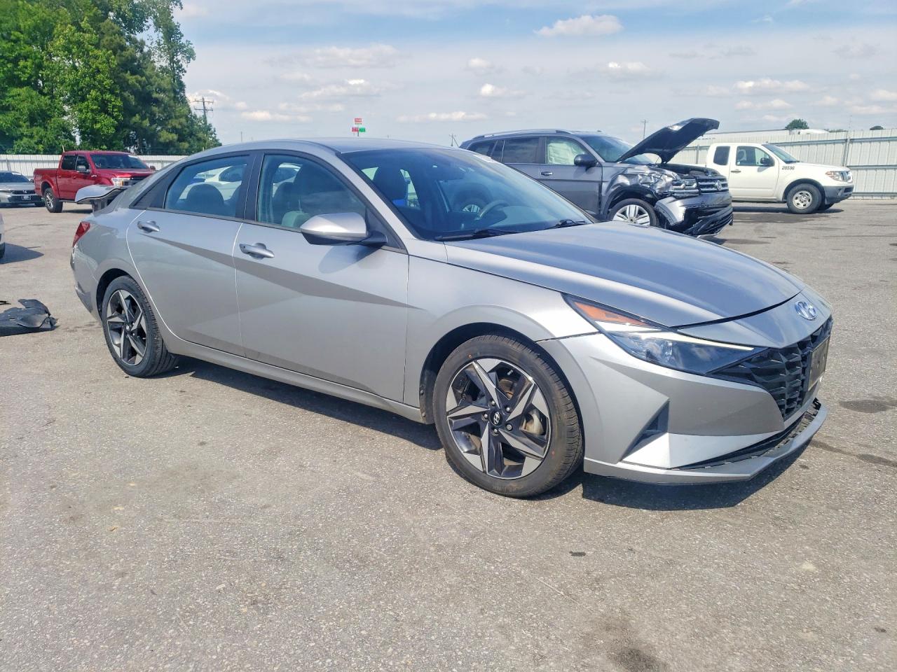 2023 HYUNDAI ELANTRA
