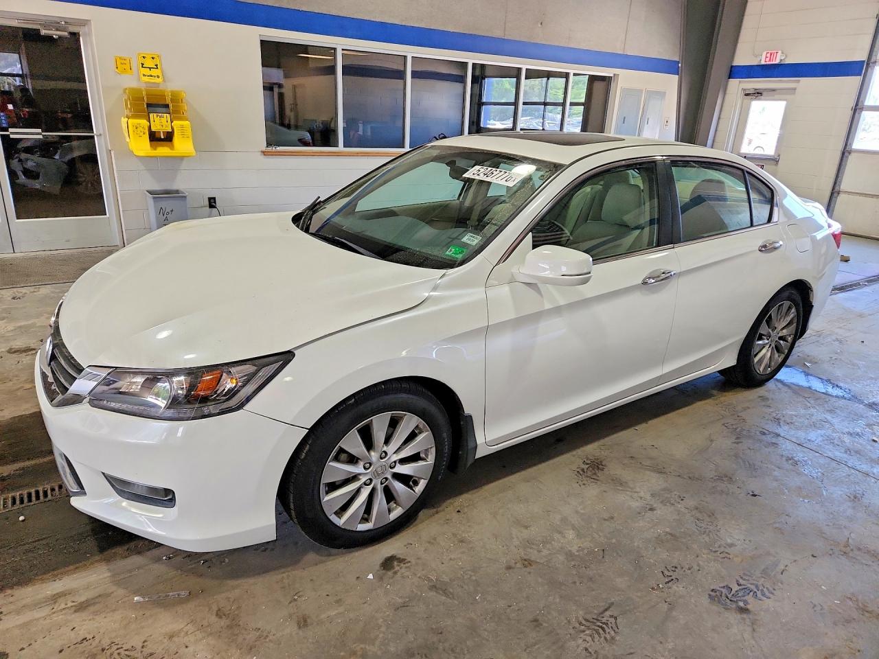 2015 HONDA ACCORD