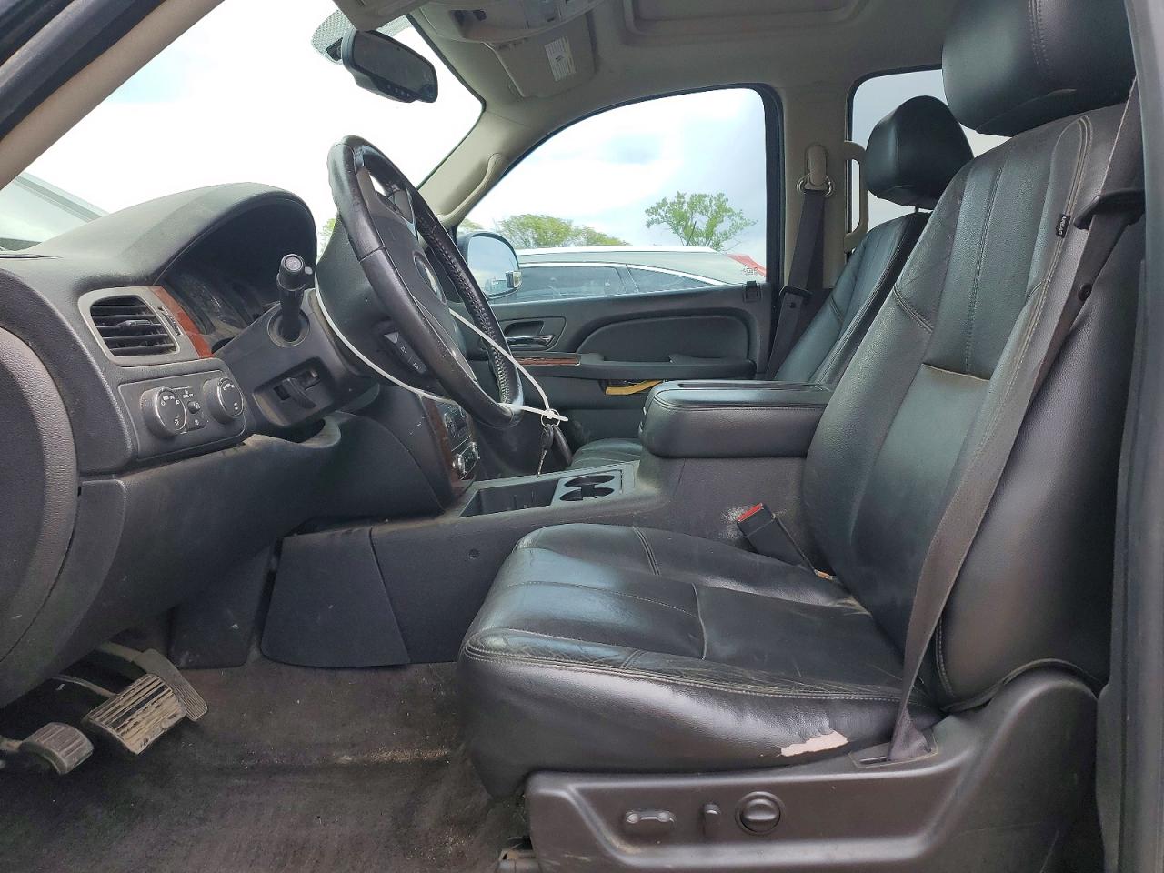 2012 CHEVROLET SUBURBAN