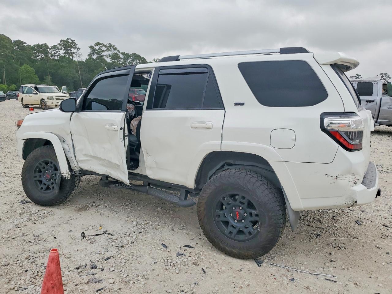 2021 TOYOTA 4RUNNER