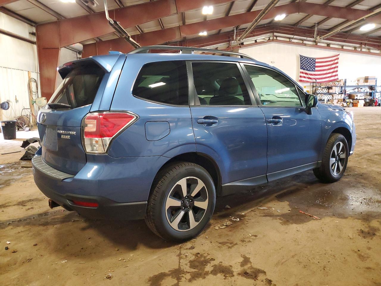 2017 SUBARU FORESTER