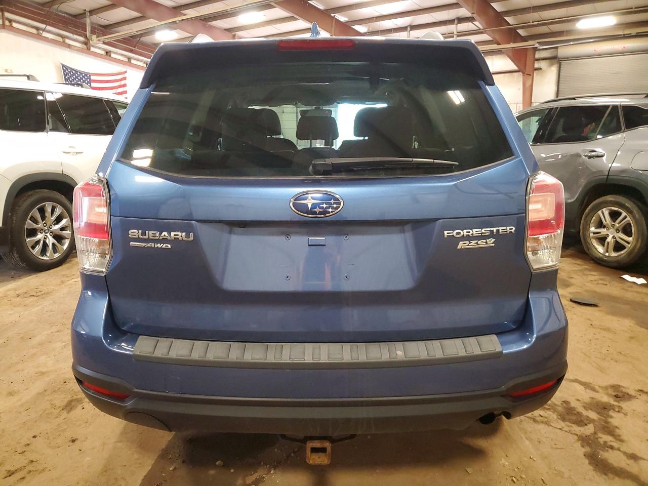 2017 SUBARU FORESTER
