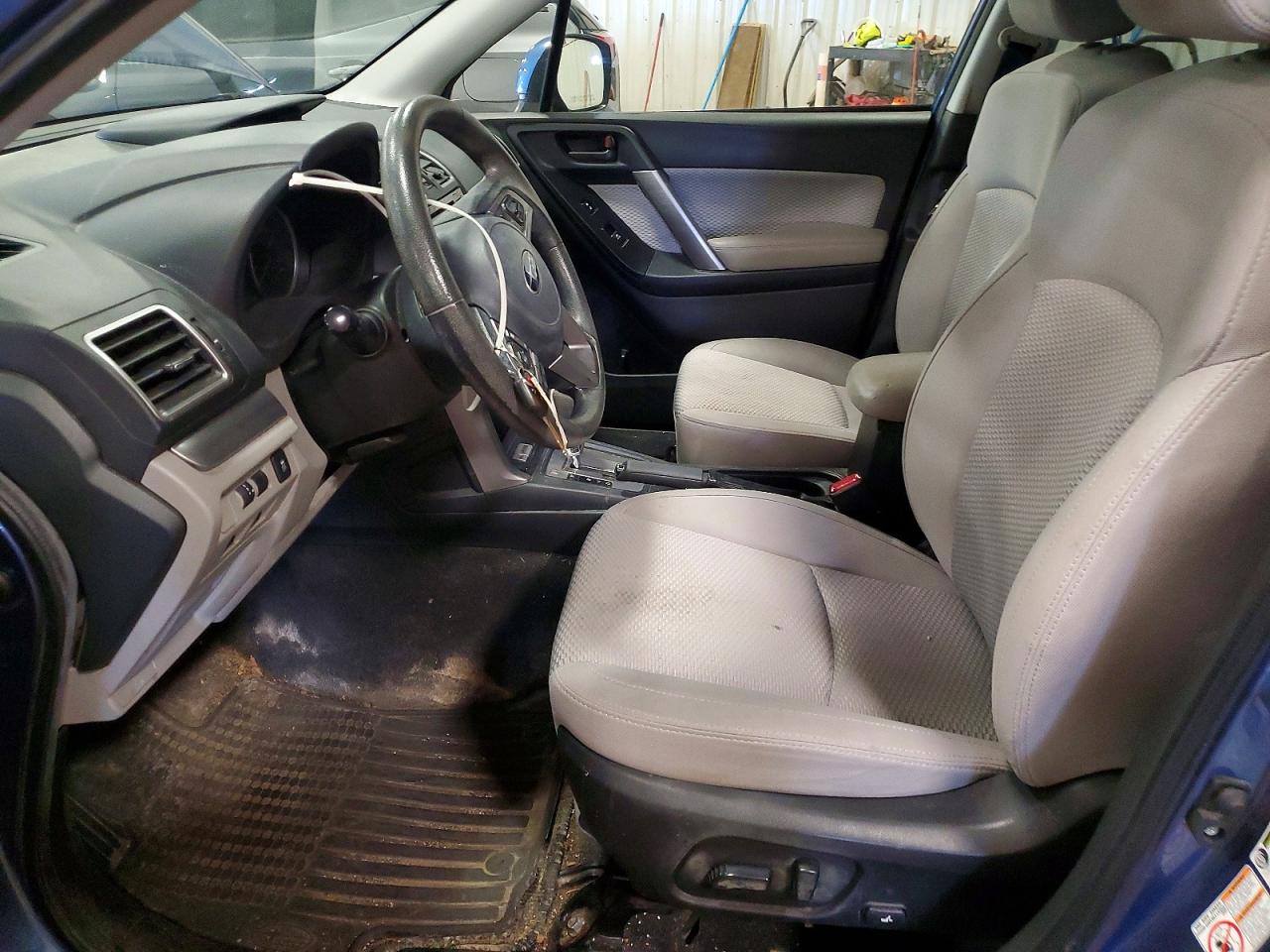 2017 SUBARU FORESTER