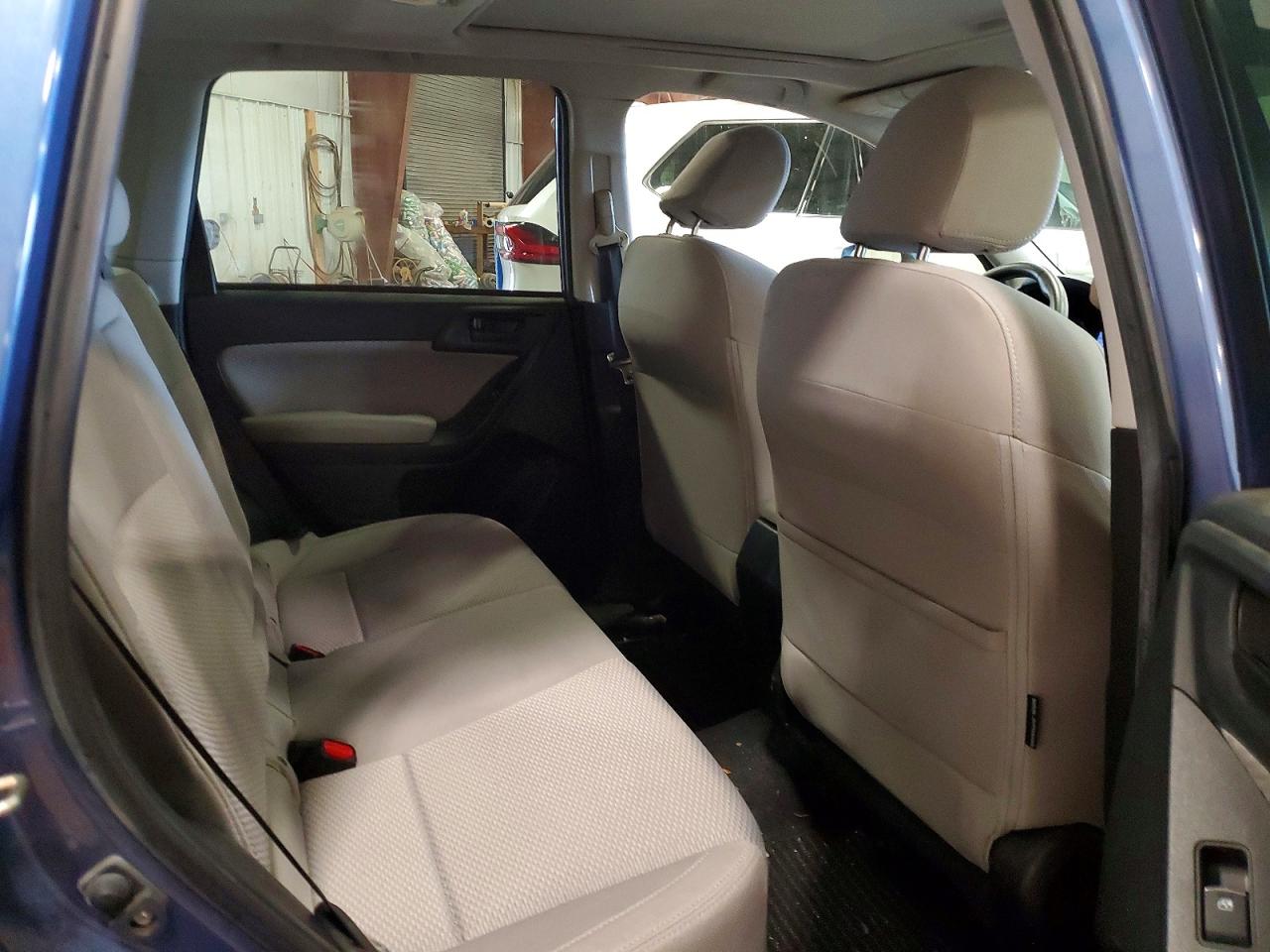 2017 SUBARU FORESTER