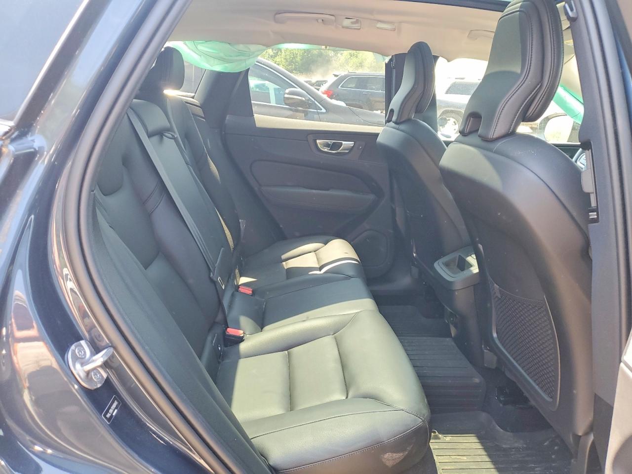 2024 VOLVO XC60