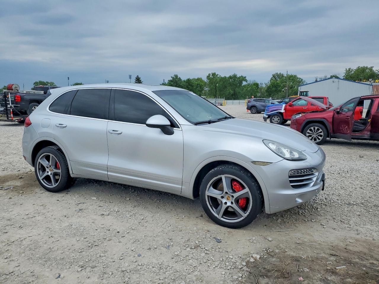 2011 PORSCHE CAYENNE