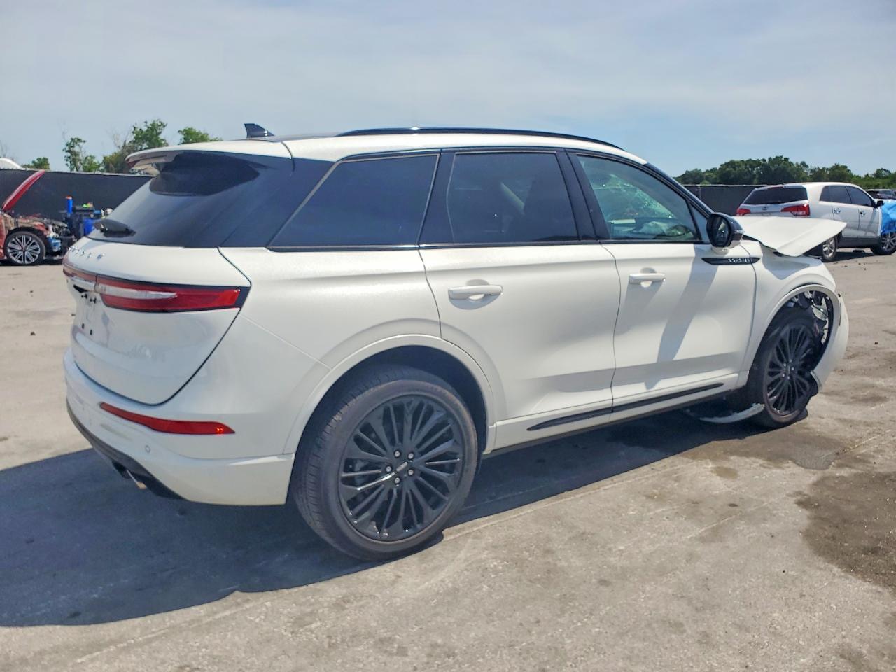 2025 LINCOLN CORSAIR