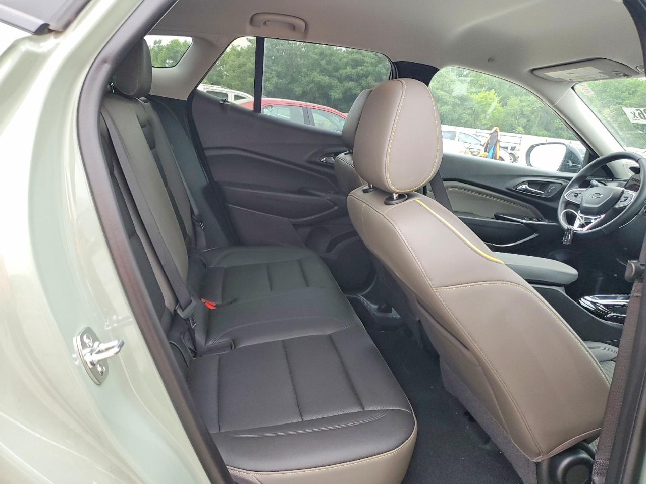 2025 CHEVROLET TRAX