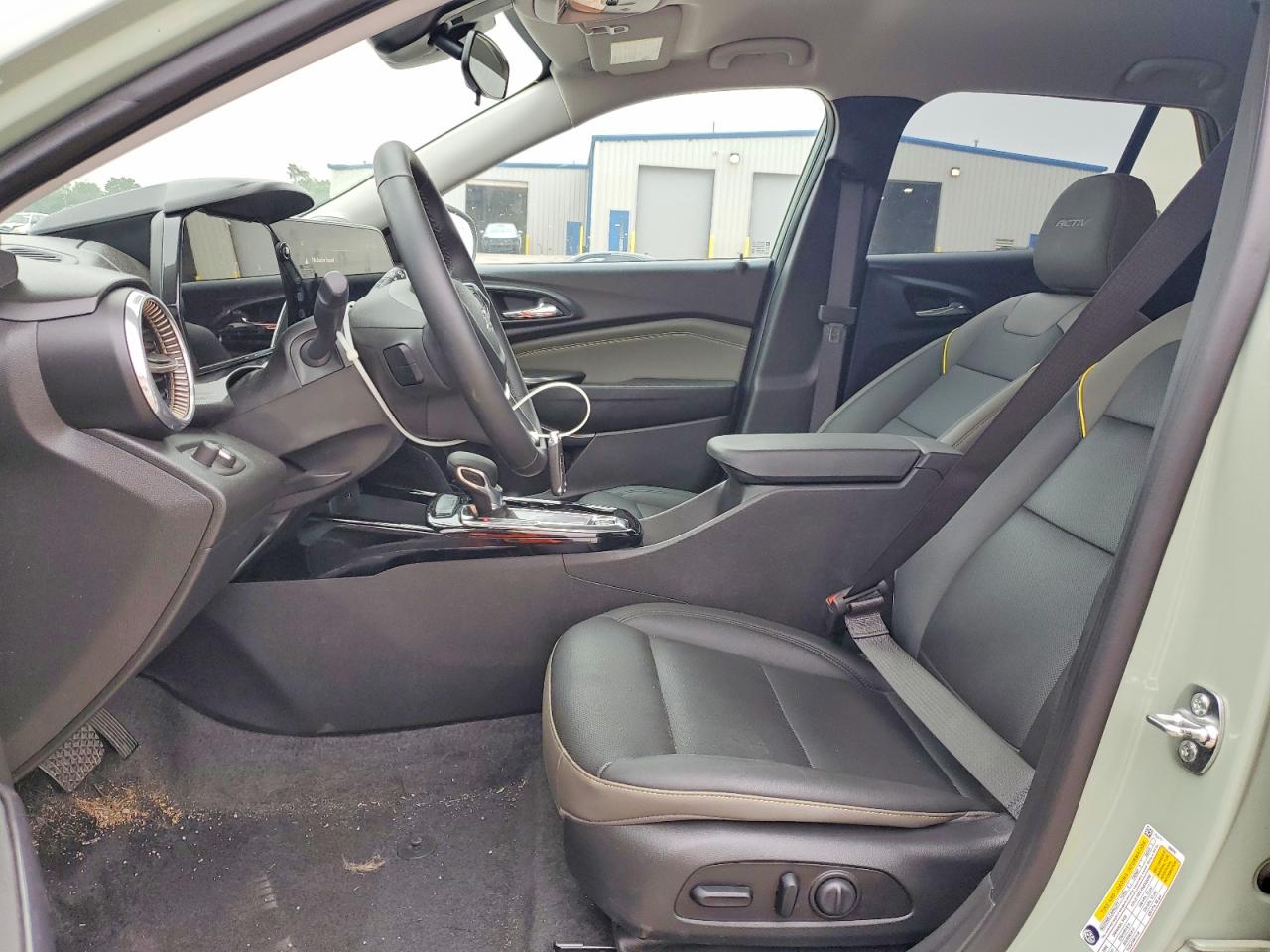 2025 CHEVROLET TRAX