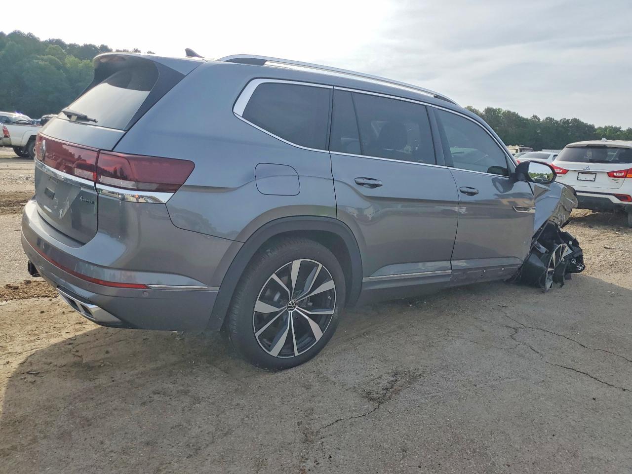 2025 VOLKSWAGEN ATLAS