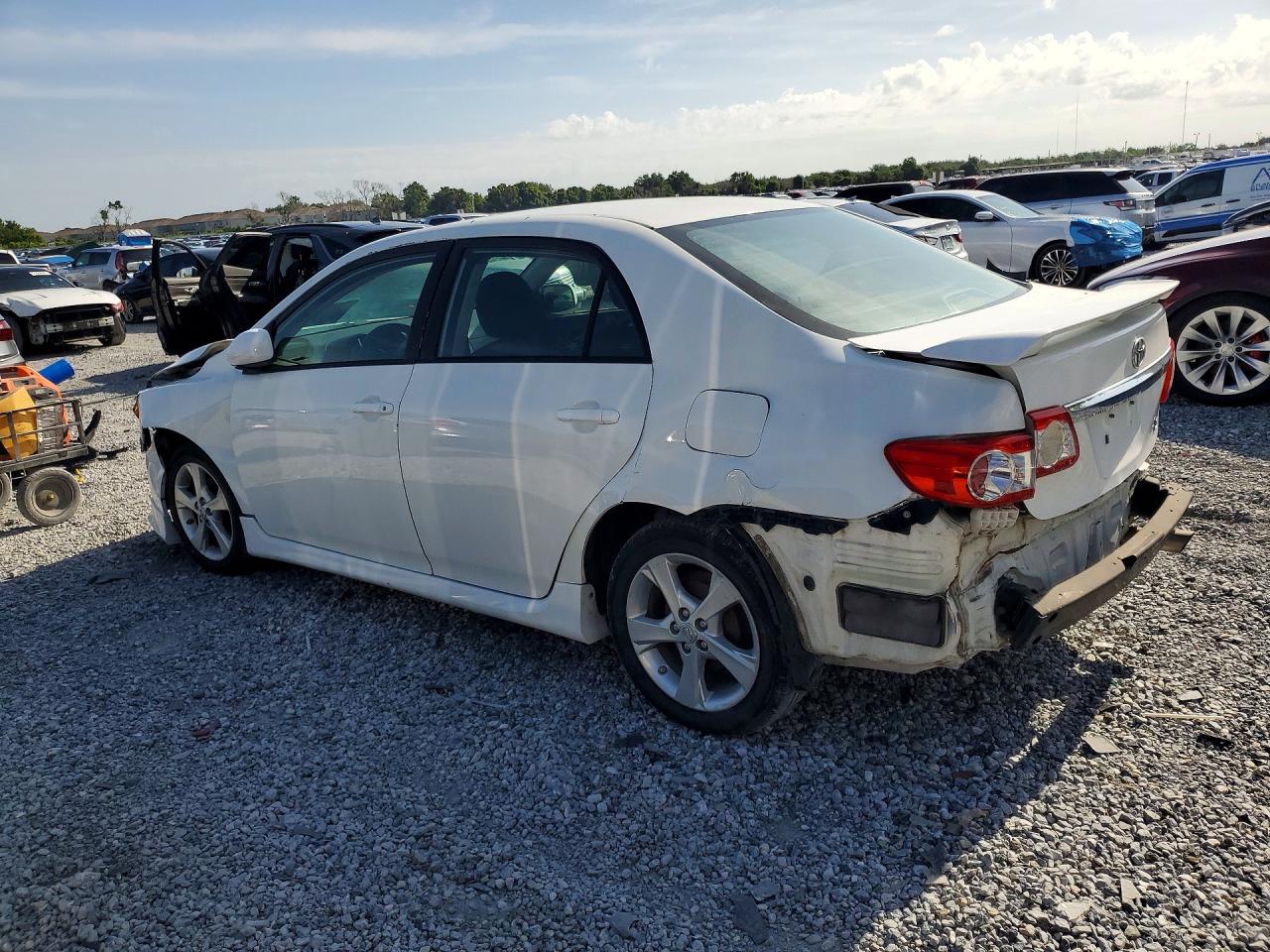 2012 TOYOTA COROLLA