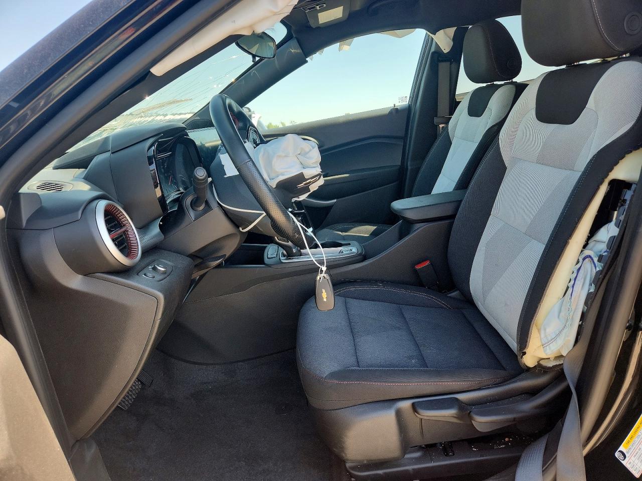 2025 CHEVROLET TRAX