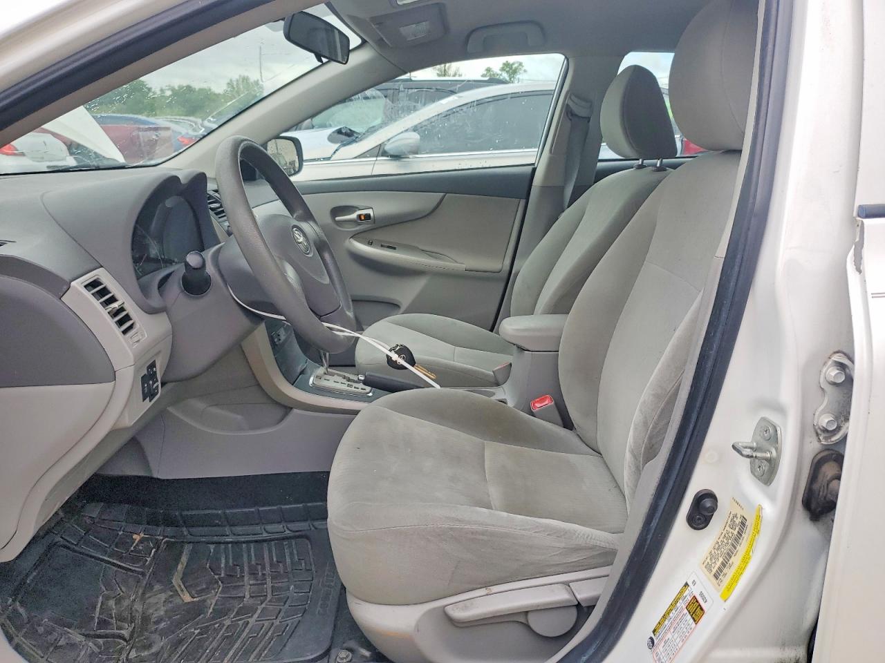 2010 TOYOTA COROLLA