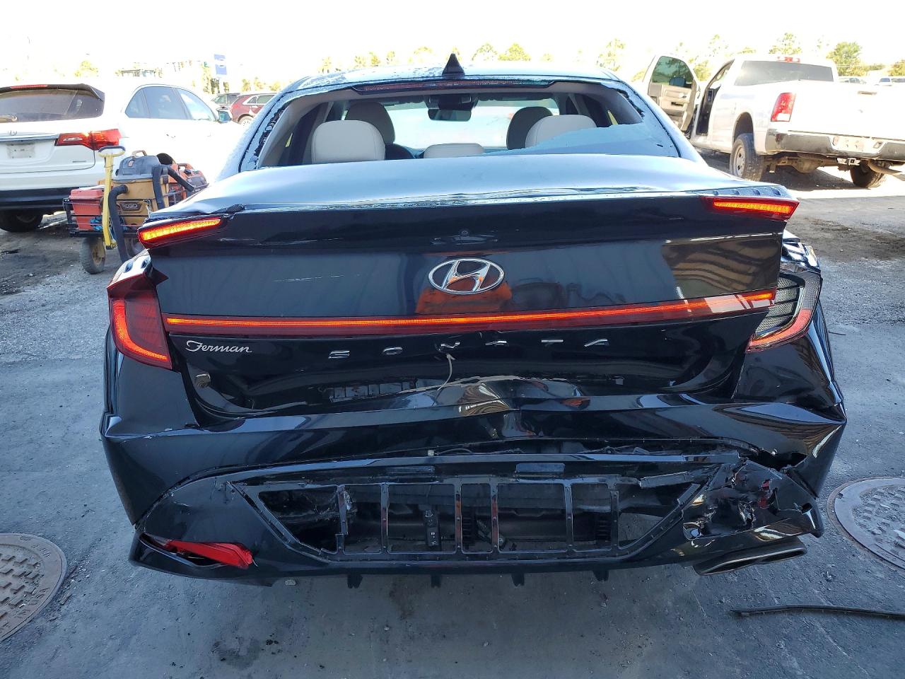 2022 HYUNDAI SONATA