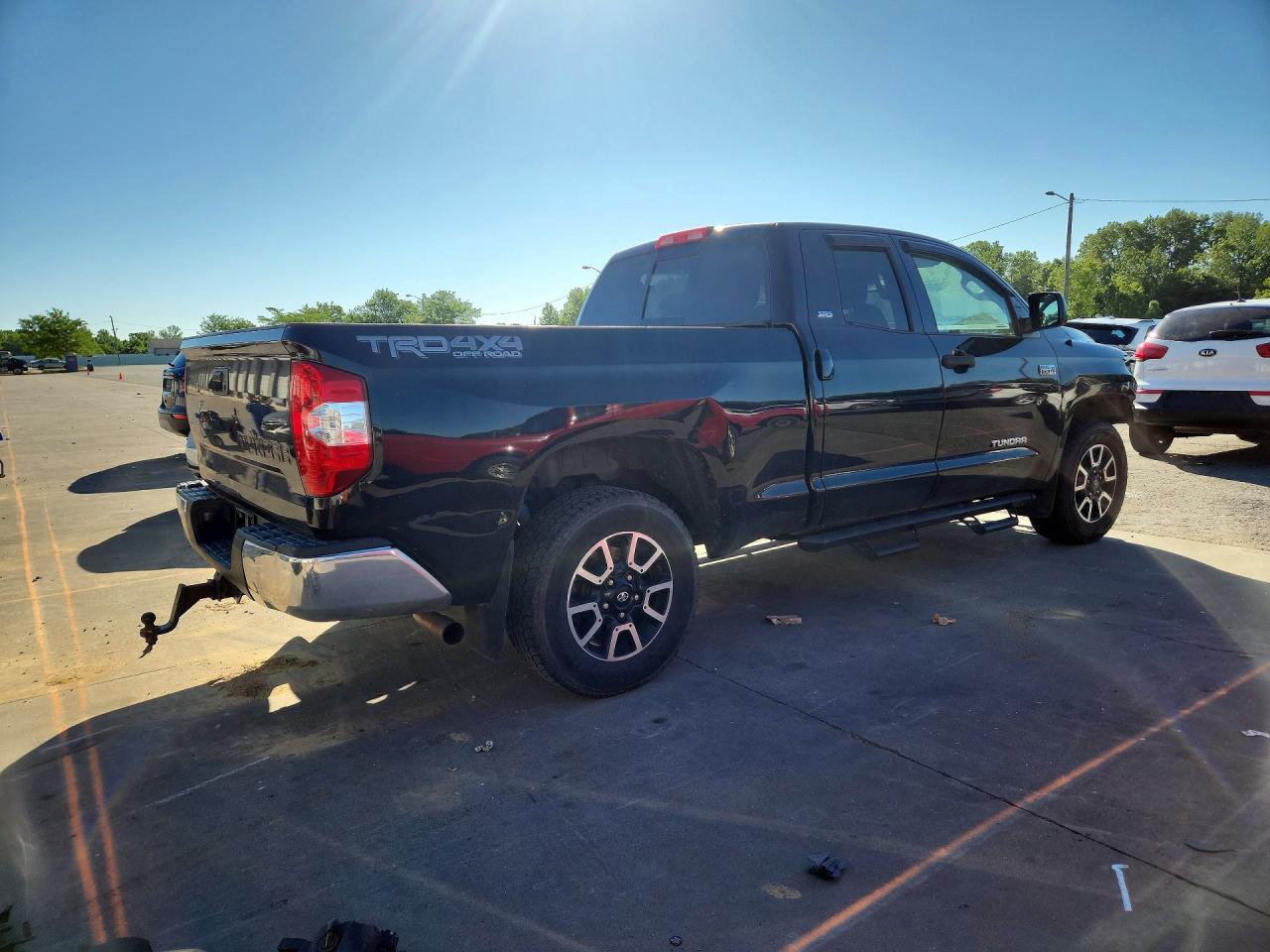 2018 TOYOTA TUNDRA