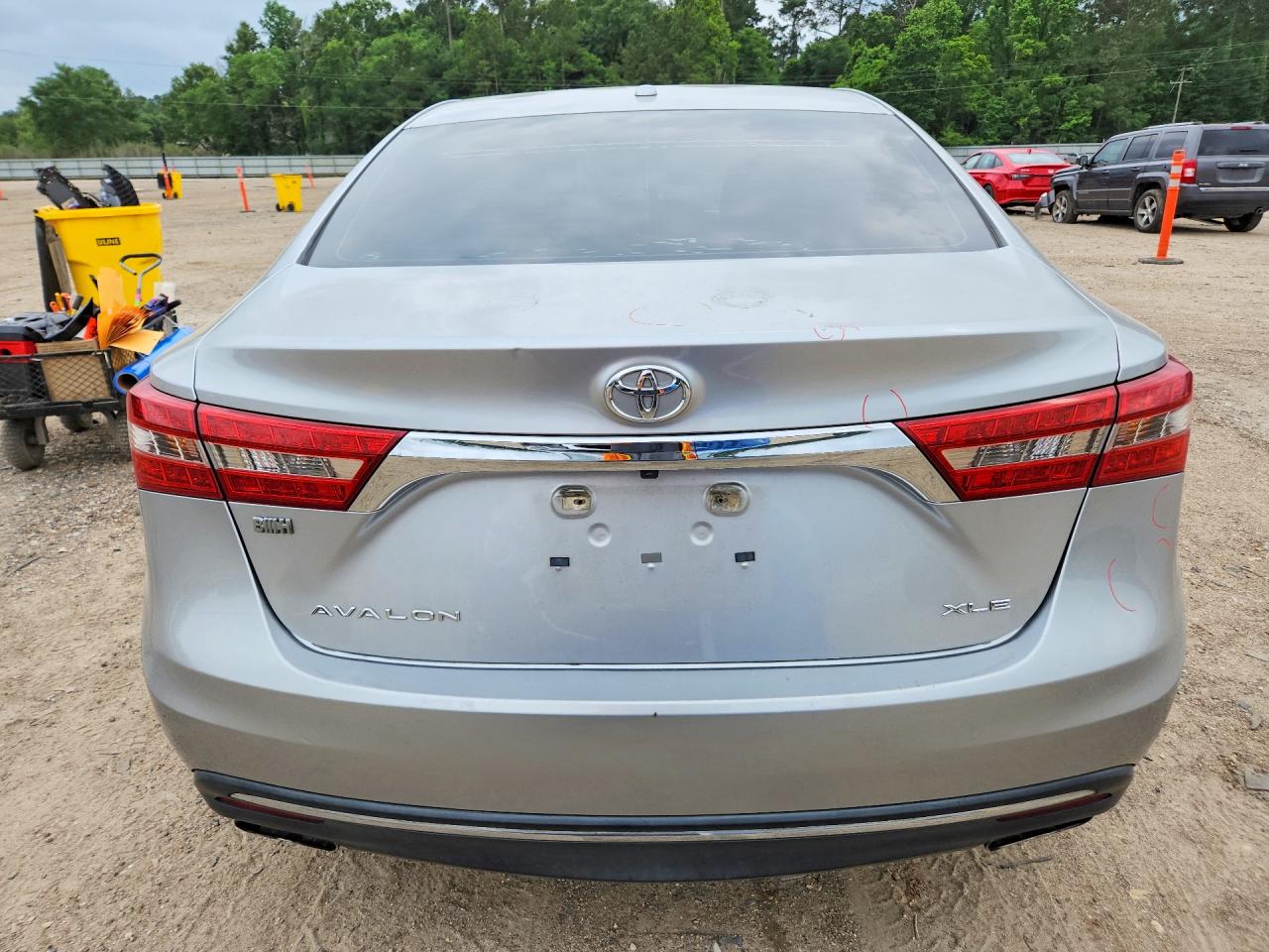 2018 TOYOTA AVALON