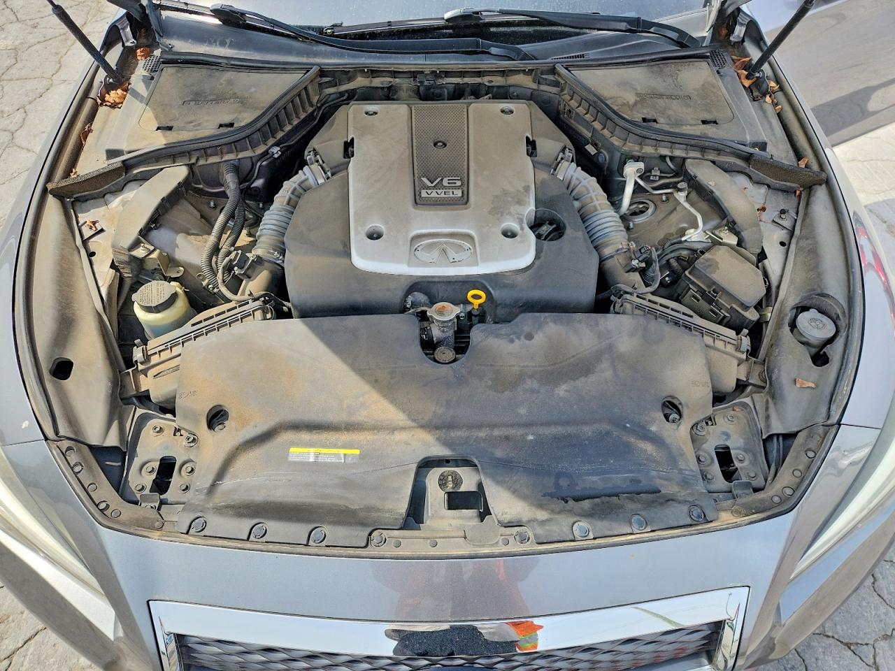 2015 INFINITI Q50