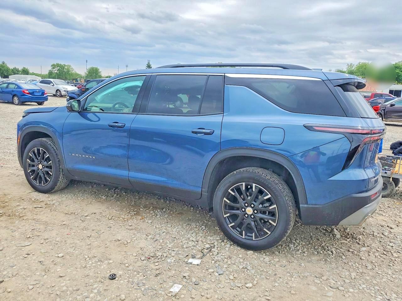 2025 CHEVROLET TRAVERSE