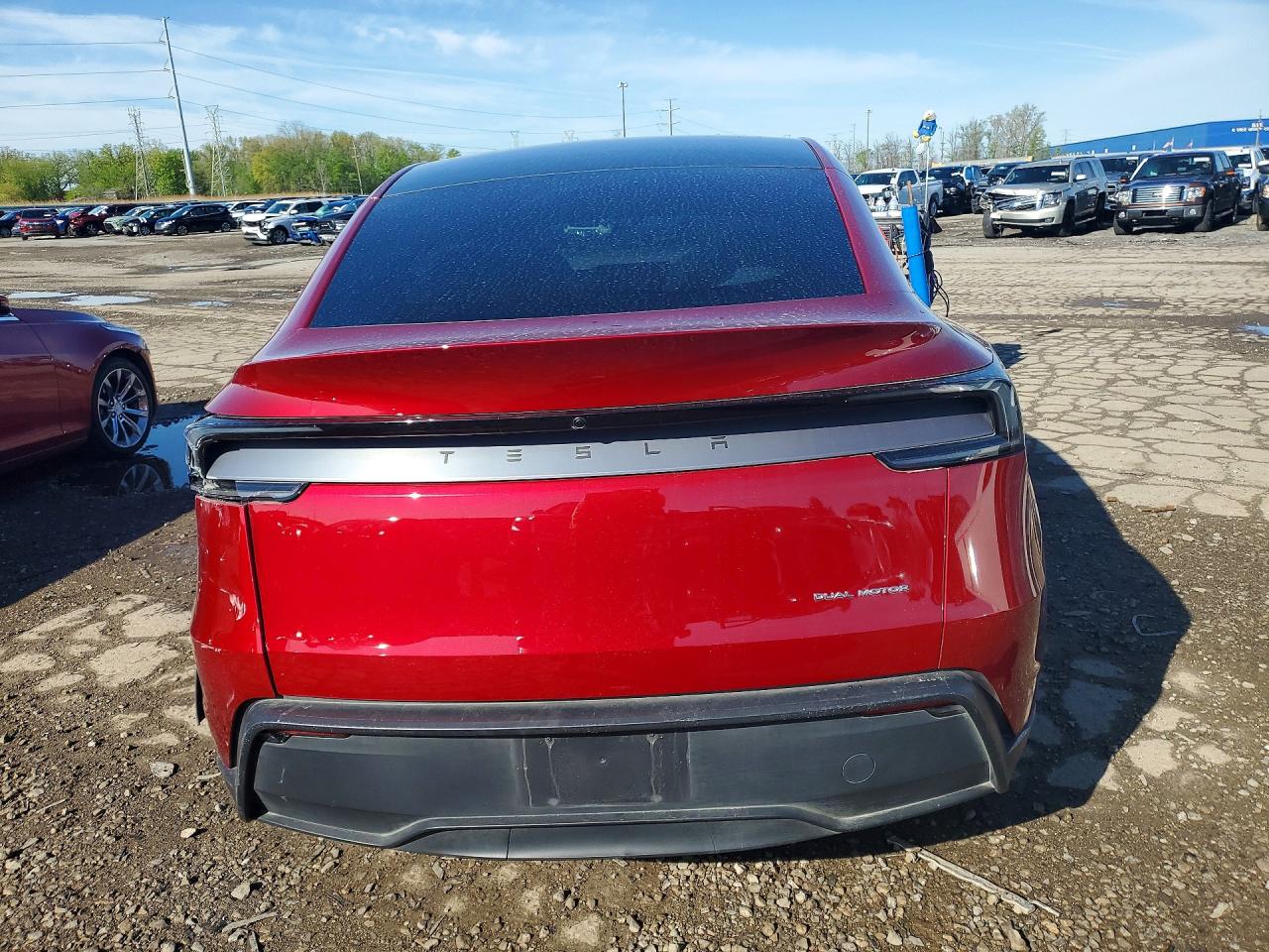 2026 TESLA MODEL Y