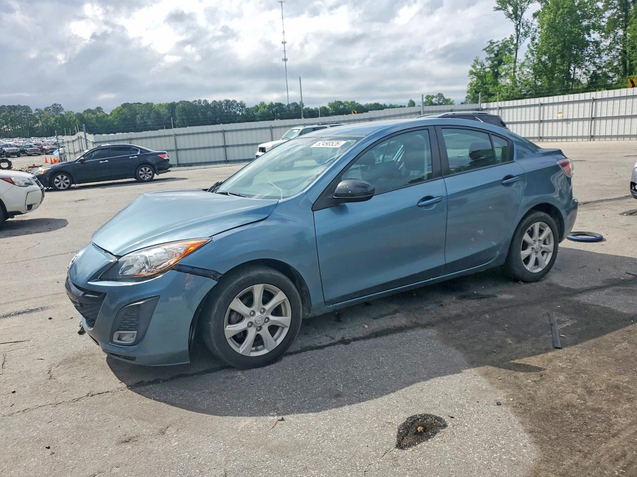 2011 MAZDA 3