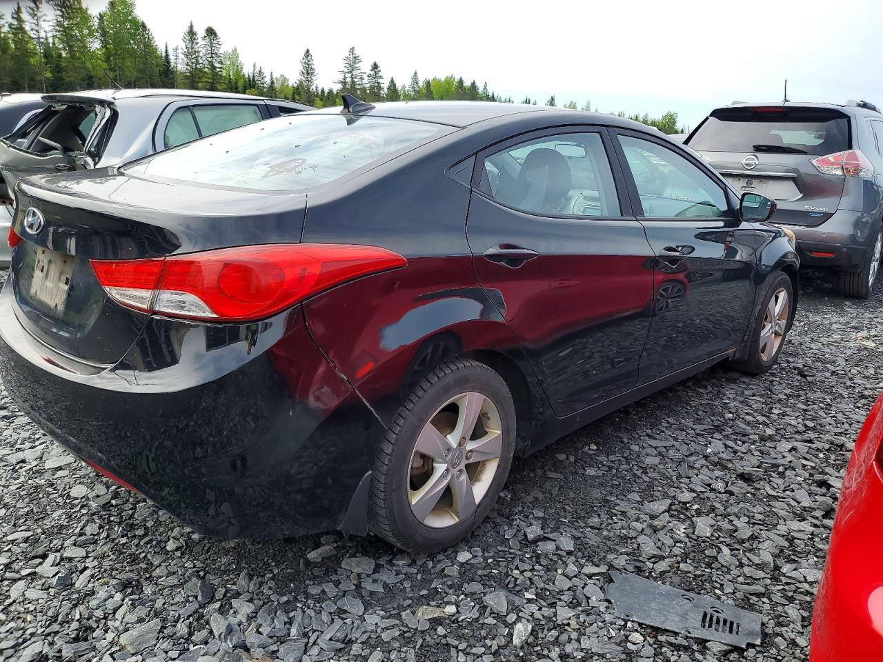 2013 HYUNDAI ELANTRA