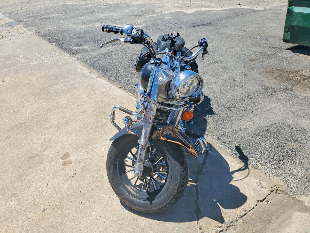 2005 HARLEY-DAVIDSON FL