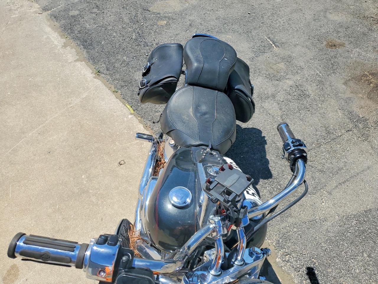 2005 HARLEY-DAVIDSON FL