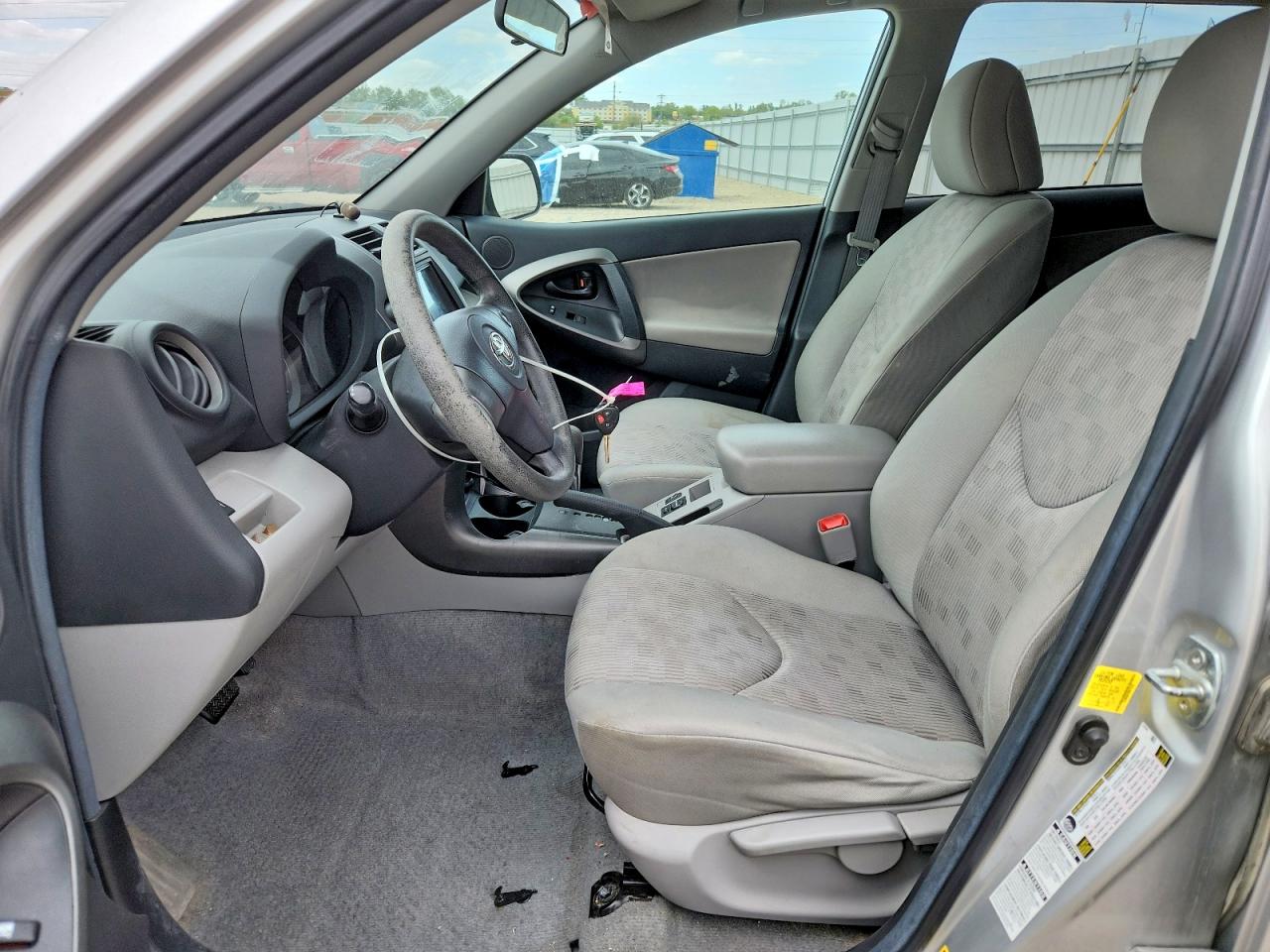 2011 TOYOTA RAV4